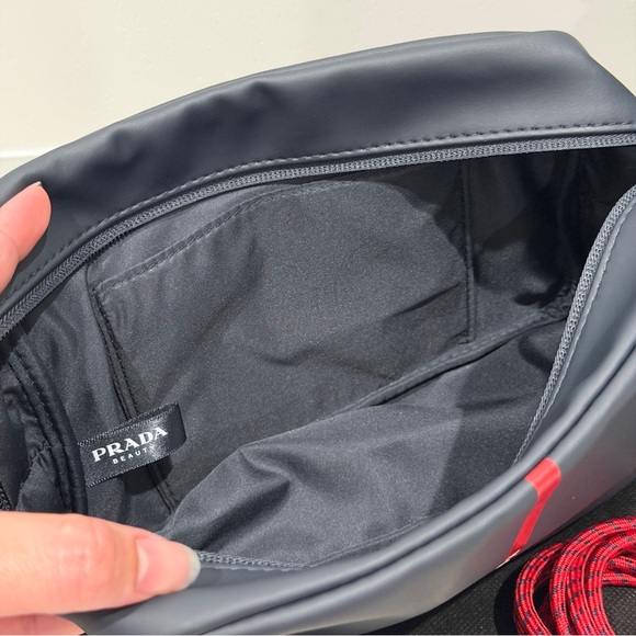 Prada Waterbottle with Pouch - Picture 8 of 8